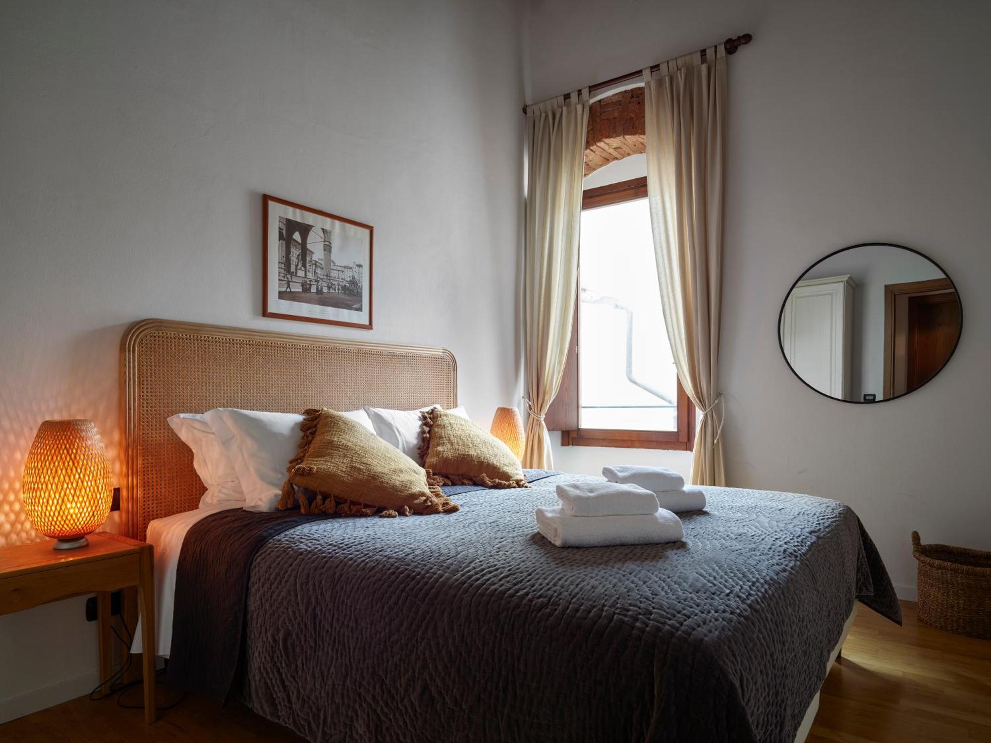 One Of A Kind Near The Duomo W/Balcony Palace Apt Firenze Esterno foto