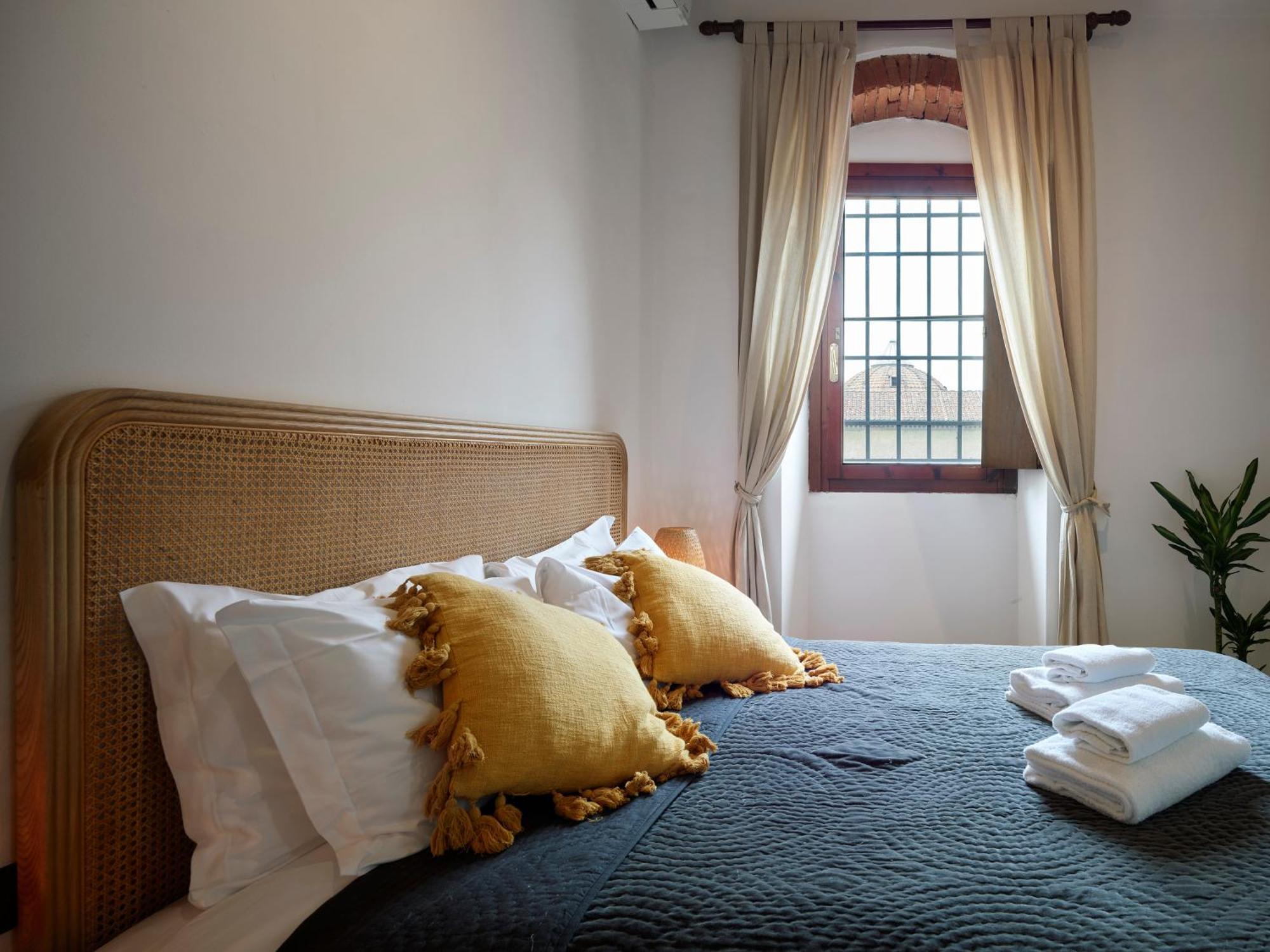 One Of A Kind Near The Duomo W/Balcony Palace Apt Firenze Esterno foto